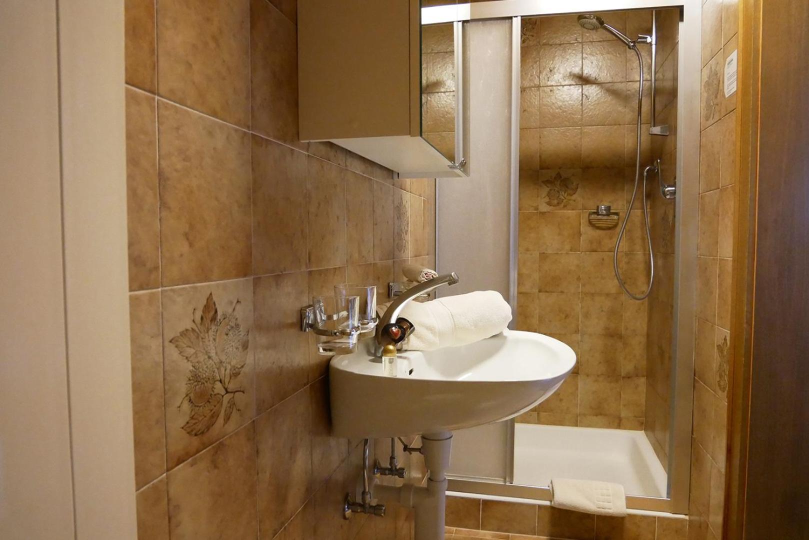 Hotel Garni Bergsonne Samnaun Szoba fotó