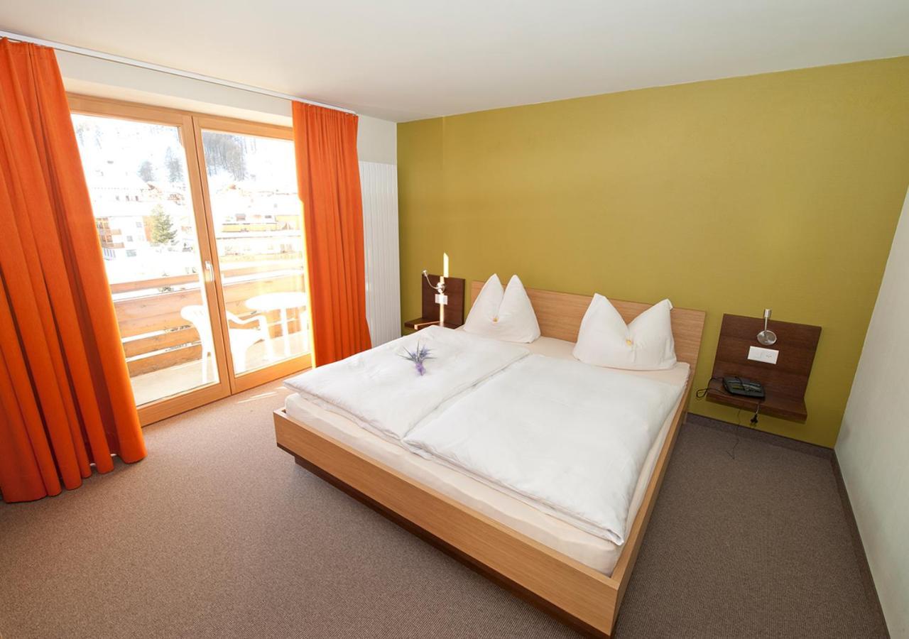 Hotel Garni Bergsonne Samnaun Kültér fotó