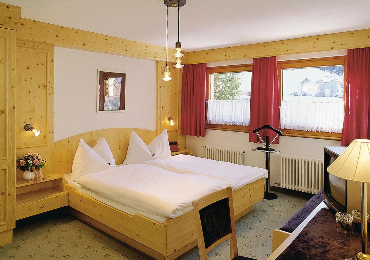 Hotel Garni Bergsonne Samnaun Kültér fotó