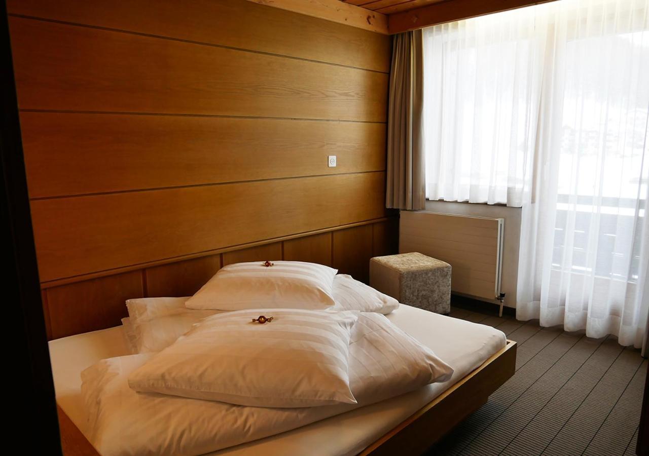 Hotel Garni Bergsonne Samnaun Kültér fotó
