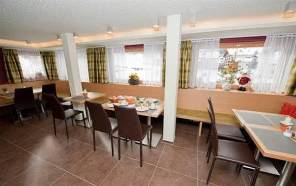 Hotel Garni Bergsonne Samnaun Kültér fotó