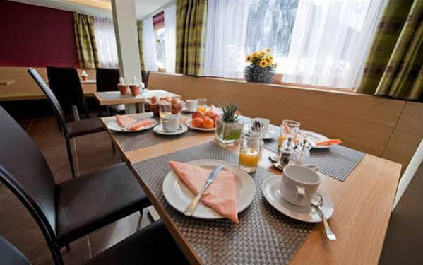 Hotel Garni Bergsonne Samnaun Kültér fotó